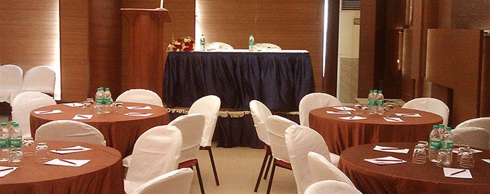 Hiltop Hotel Mumbai Eksteriør bilde